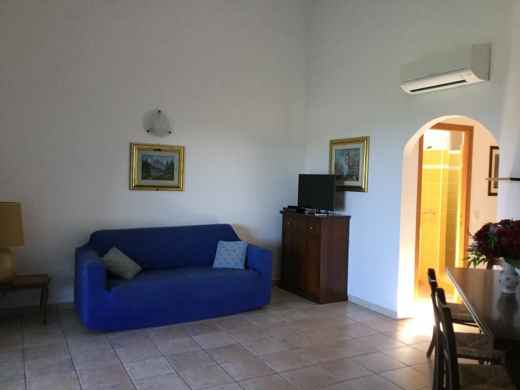 Residence Playa Del'Oro 파본느 외부 사진